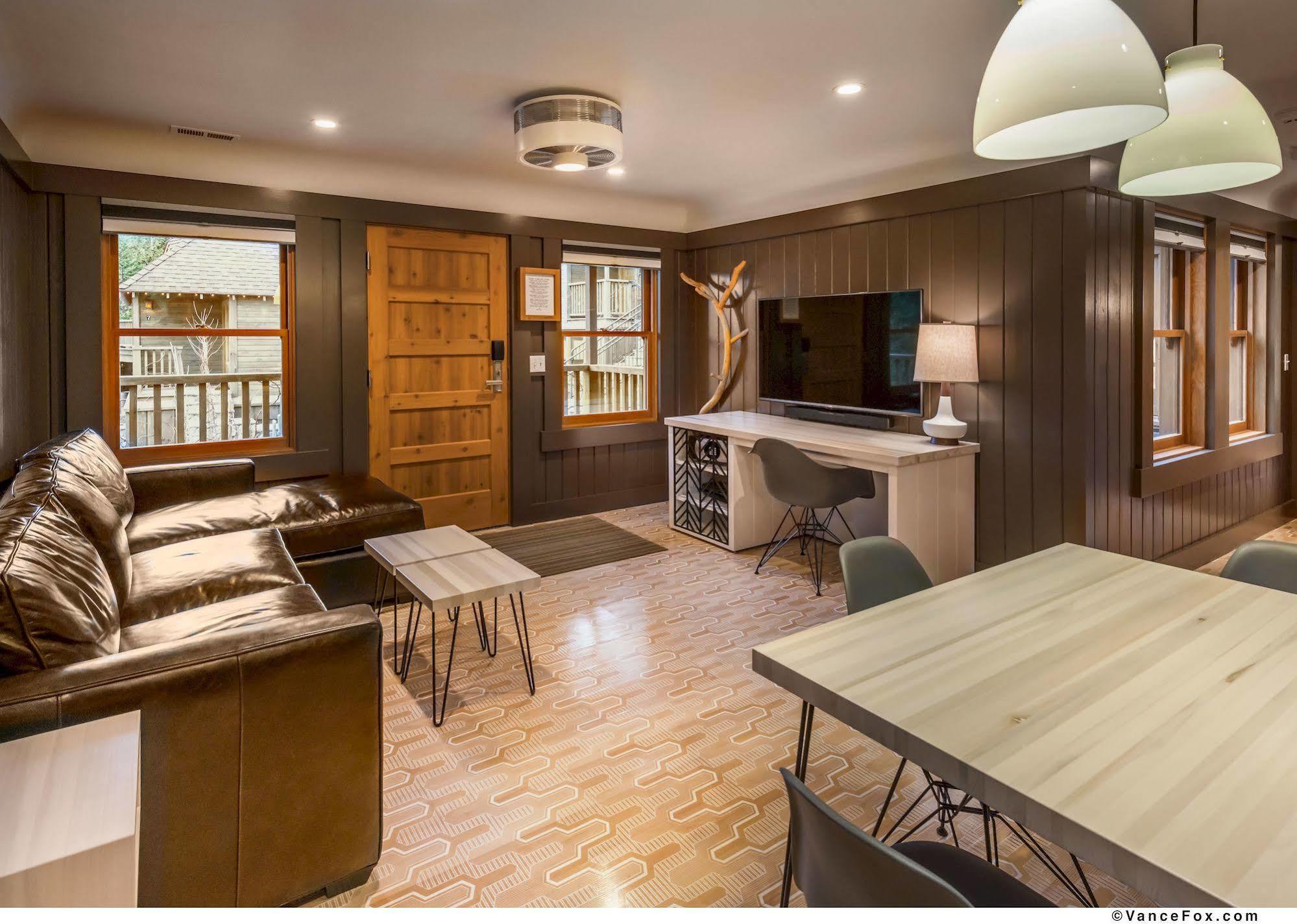 Homewood Cedar Crest Cottages מראה חיצוני תמונה